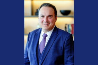 Rodrigo Gonçalves Pimentel explica como a transparência nos relatórios financeiros é essencial para reconquistar a confiança e atrair novos investidores durante a recuperação judicial.