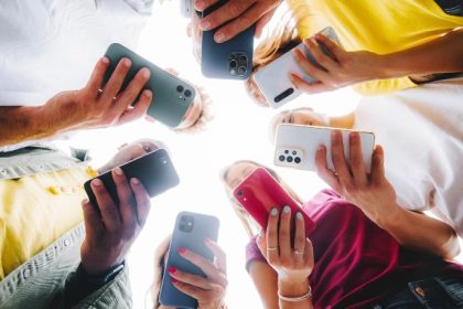 Netflix Lança Feed no Estilo TikTok e Entra na Disputa pelos Vídeos Verticais no Celular