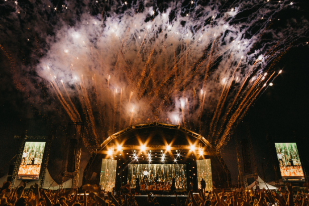 Show de encerramento da Copa do Mundo reúne Bieber, Madonna, Shakira e BTS pela primeira vez