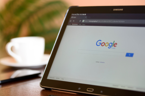 Google agora mostra como seus vídeos e posts performam nas buscas: entenda a novidade